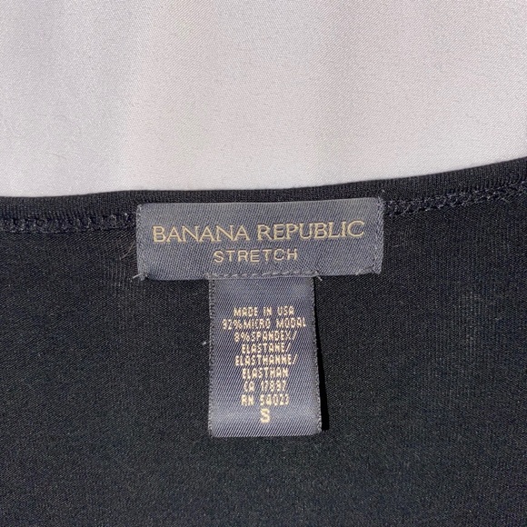 Black v neck cross Banana Republic long sleeve - Picture 2 of 2